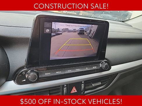 Used 2024 Kia Forte LXS w/ LXS Technology Package FWD image 19