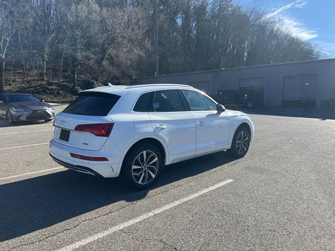 Used 2021 Audi Q5 Premium Plus image 5