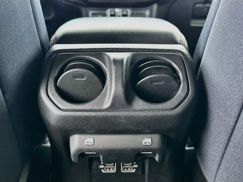 Used 2021 Jeep Wrangler Unlimited Rubicon AWD/4WD image 17
