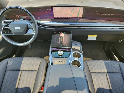 New 2025 Cadillac Escalade IQ Luxury 1 image 18
