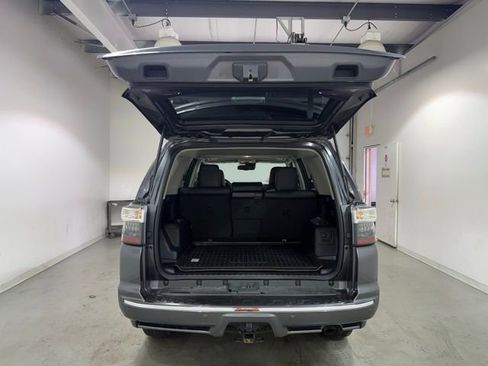 Used 2023 Toyota 4Runner Limited image 8