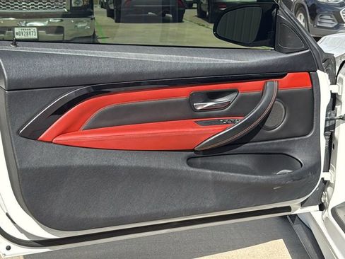 Used 2015 BMW M4 Base image 12