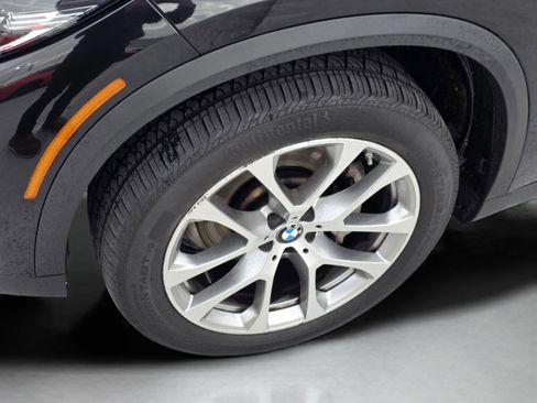Used 2023 BMW X5 xDrive40i w/ Luxury Seating Package image 9