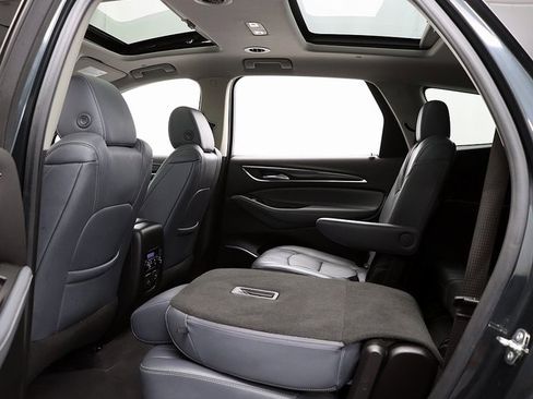 Used 2020 Buick Enclave Premium w/ Sun and Sites Package image 13