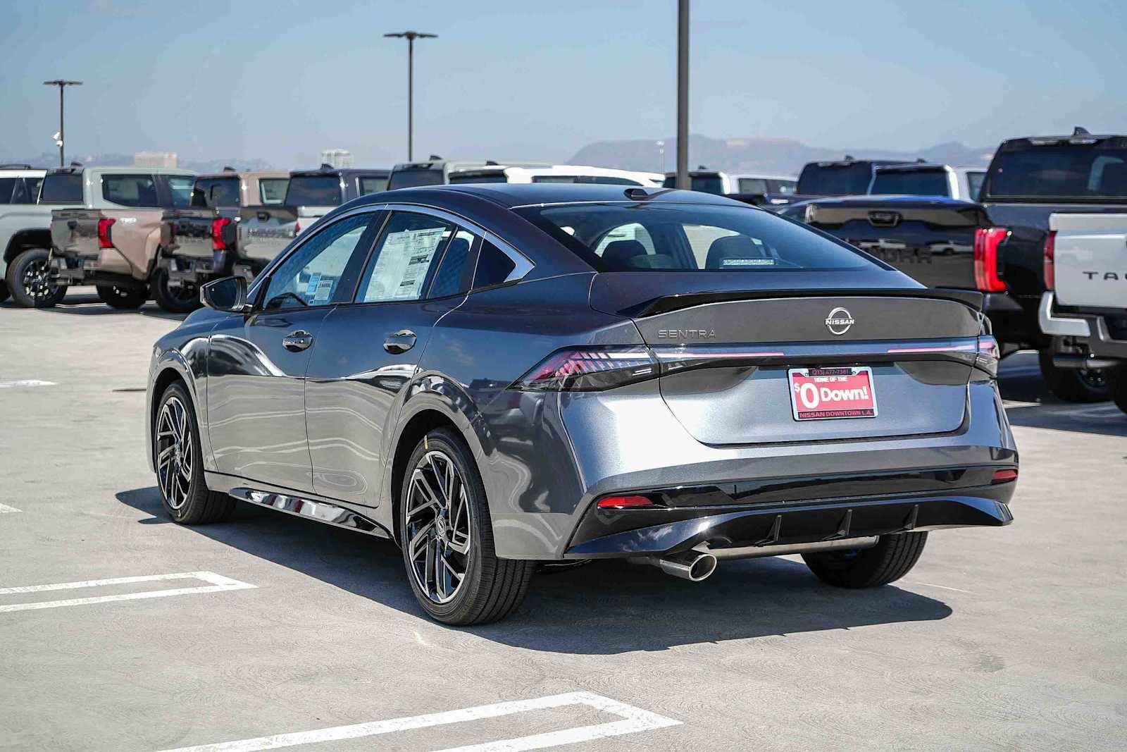 New 2027 Nissan Sentra SR w/ Floor Mat Package FWD image 8