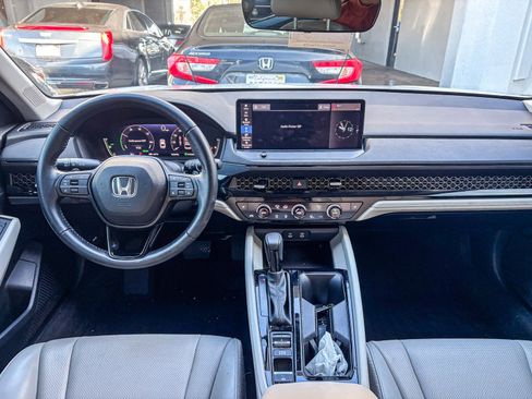 Used 2023 Honda Accord EX-L image 15
