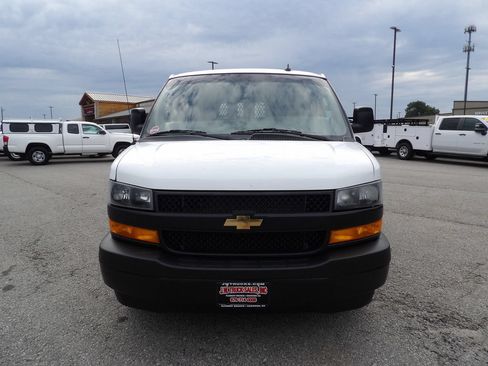Used 2020 Chevrolet Express 2500 w/ Driver Convenience Package RWD image 12