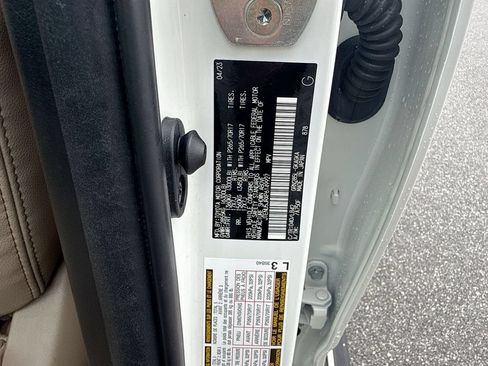 Used 2023 Toyota 4Runner SR5 Premium w/ Moonroof Package AWD/4WD image 33