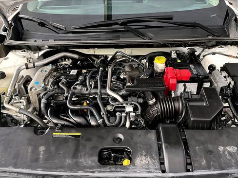 Certified 2024 Nissan Sentra SV image 31