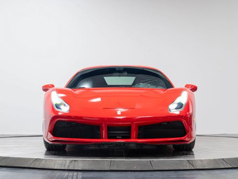 Used 2018 Ferrari 488 GTB RWD image 62