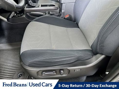 Used 2021 Toyota Tacoma TRD Sport w/ Technology Package image 21