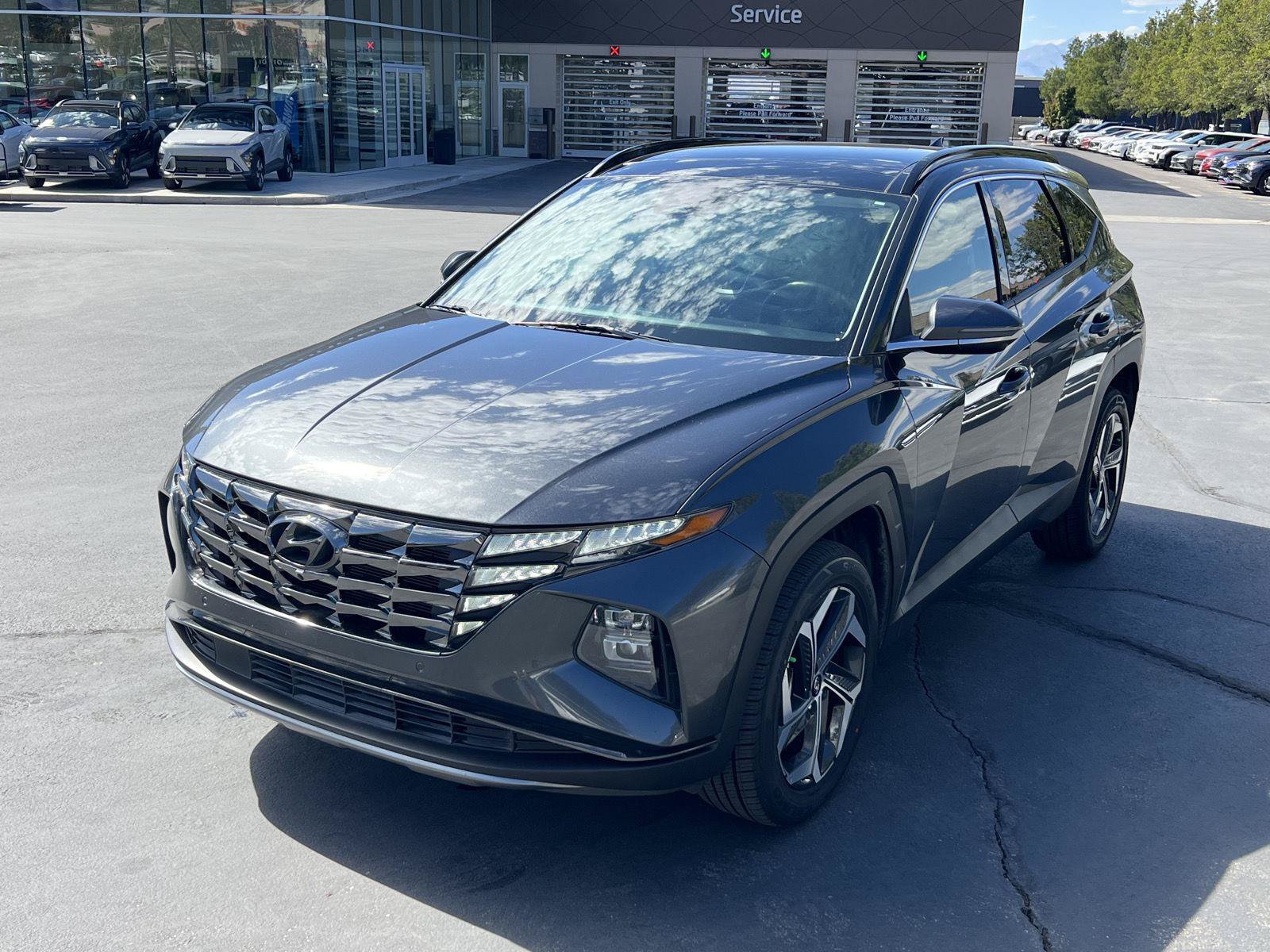 Certified 2023 Hyundai Tucson Limited w/ Cargo Package AWD/4WD image 11