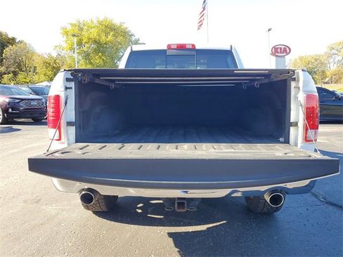 Used 2015 RAM 1500 Laramie w/ Convenience Group image 26