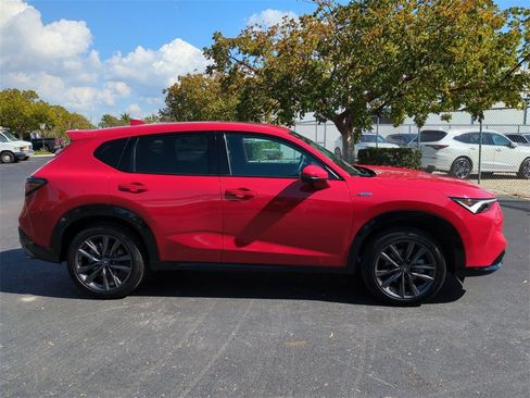 Certified 2025 Acura ADX A-Spec image 3