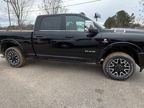 New 2026 RAM 2500 Limited image 7