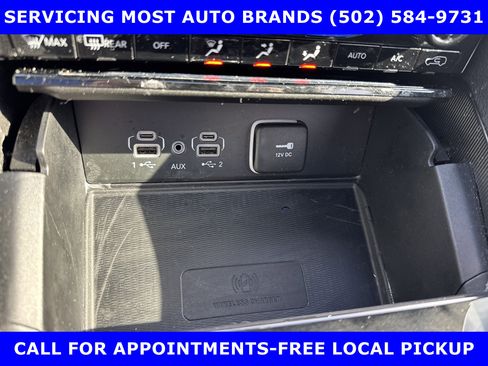 Used 2024 Jeep Grand Cherokee Altitude image 30