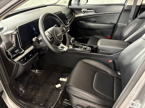 Used 2024 Kia Sportage EX FWD image 25