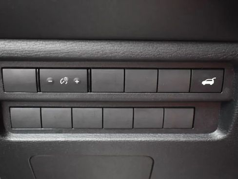 Used 2024 Mitsubishi Outlander Ralliart image 22