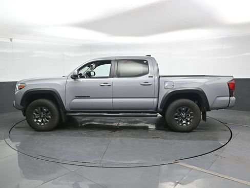 Used 2021 Toyota Tacoma SR5 w/ Trail Edition AWD/4WD image 9