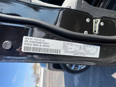 Used 2022 Jeep Compass Latitude image 25