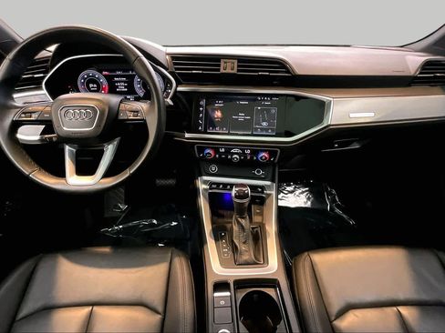 Certified 2024 Audi Q3 2.0T Premium Plus w/ Premium Plus Package AWD/4WD image 16