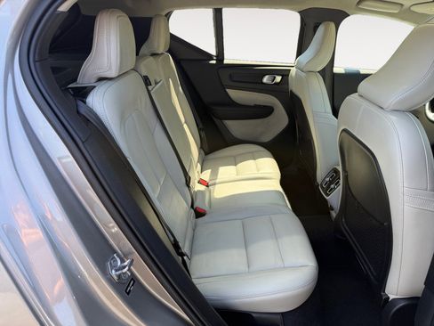 Used 2021 Volvo XC40 T5 Inscription AWD/4WD image 18