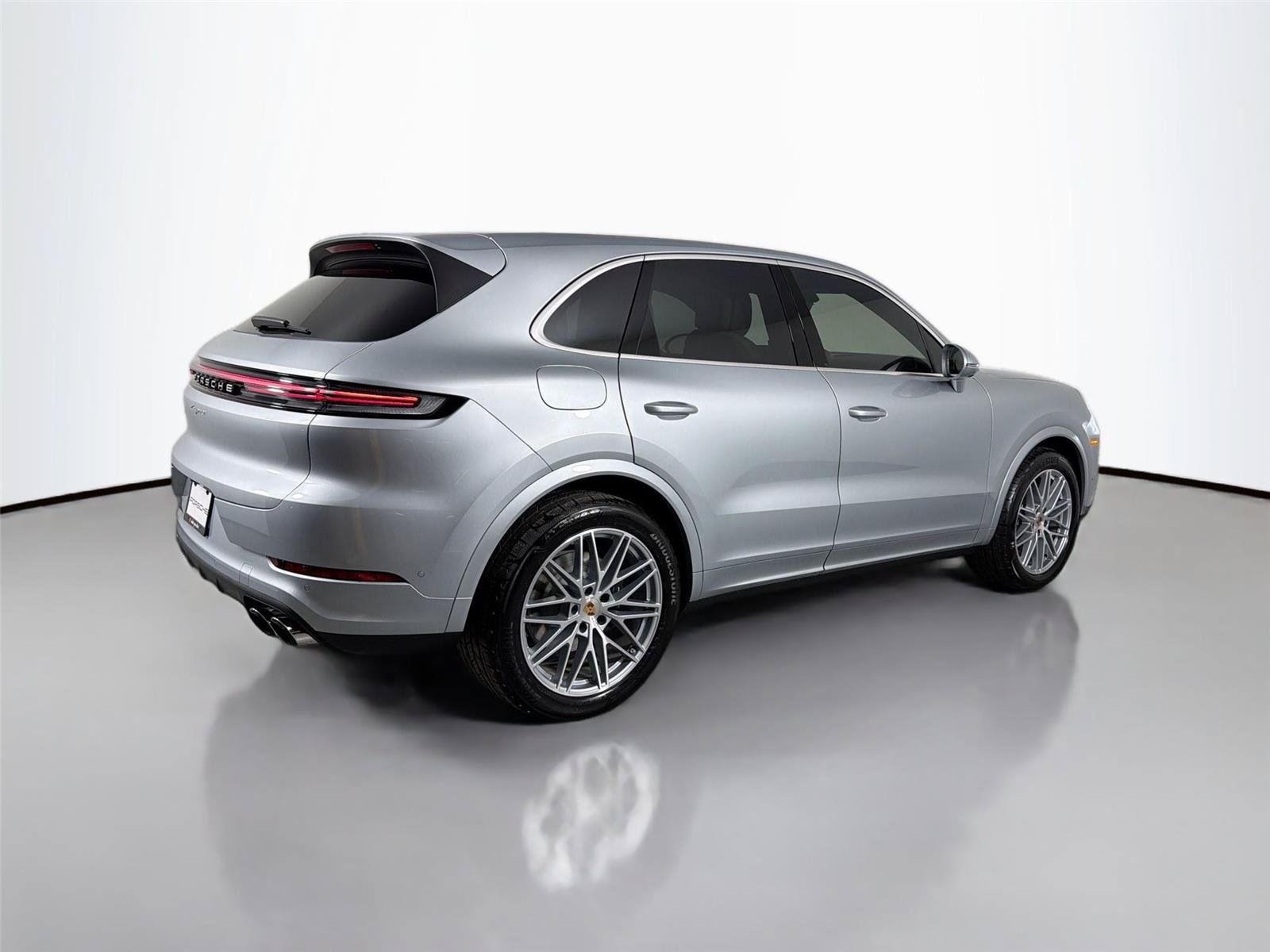 Certified 2026 Porsche Cayenne AWD/4WD image 7