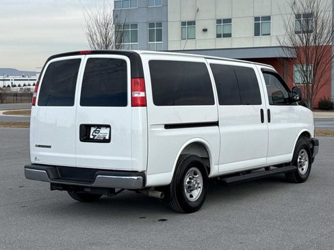 Used 2025 Chevrolet Express 2500 LS w/ Enhanced Convenience Package image 20
