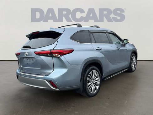 Used 2021 Toyota Highlander Platinum image 6