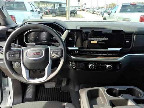 New 2026 GMC Sierra 2500 SLE image 15