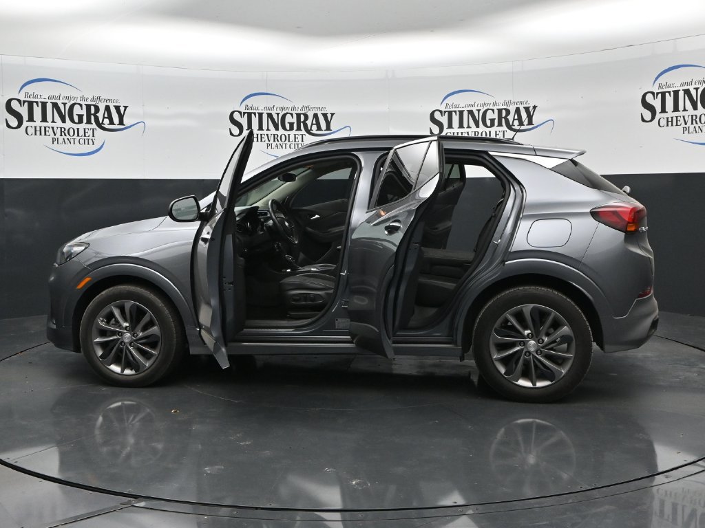 Used 2021 Buick Encore GX Select w/ Sport Touring Package FWD image 28
