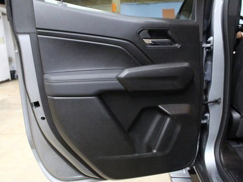 Used 2024 Chevrolet Colorado LT w/ LT Convenience Package II AWD/4WD image 13