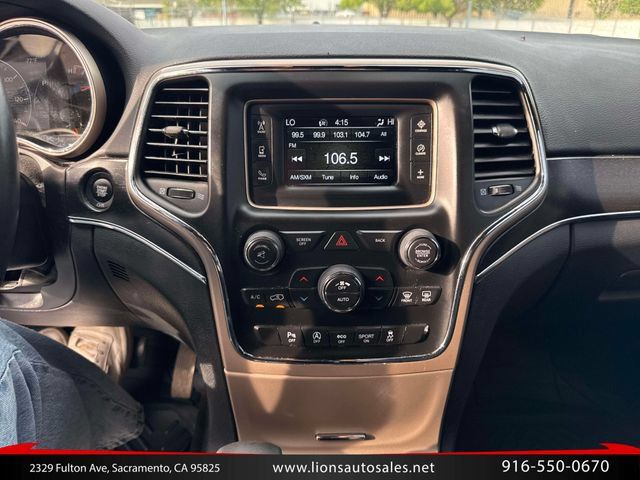 Used 2017 Jeep Grand Cherokee Limited RWD image 16