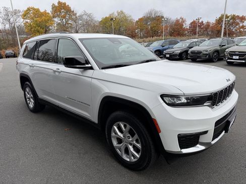 Used 2023 Jeep Grand Cherokee L Limited image 9