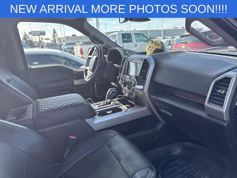 Used 2017 Ford F150 Lariat w/ Equipment Group 502A Luxury image 11