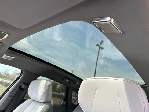 New 2025 Cadillac Optiq Luxury 1 image 16