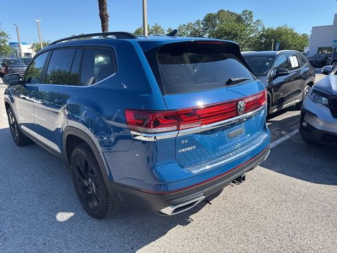 Used 2025 Volkswagen Atlas SE w/ Panoramic Sunroof Package FWD image 20