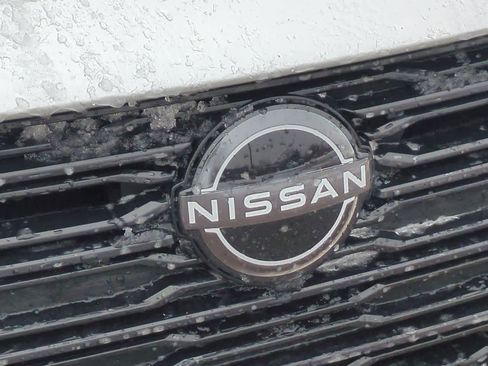 Used 2024 Nissan Altima 2.5 SV image 10