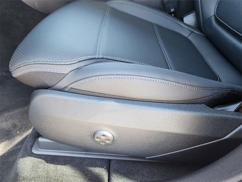 New 2026 Mercedes-Benz GLC 300 4MATIC image 9