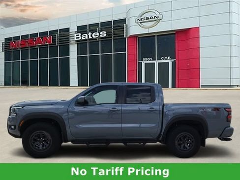 Certified 2025 Nissan Frontier PRO-4X w/ Pro Premium Package AWD/4WD image 3