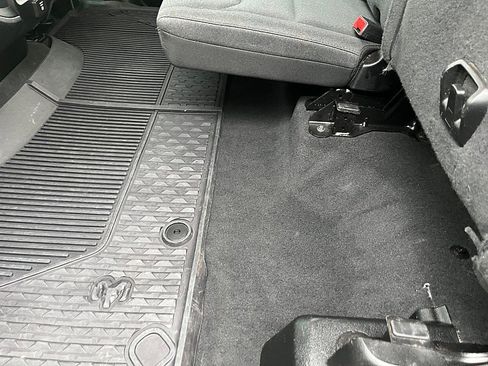 Used 2019 RAM 1500 Big Horn image 23