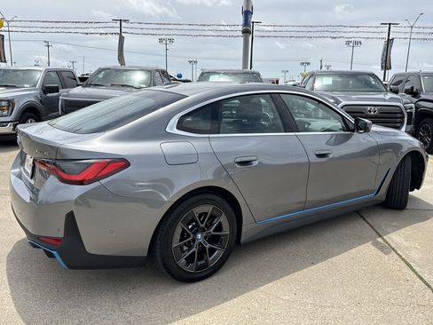 Used 2024 BMW i4 xDrive40i image 5