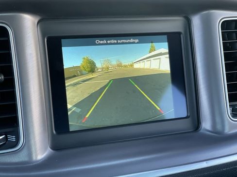 Used 2022 Dodge Charger SXT image 14