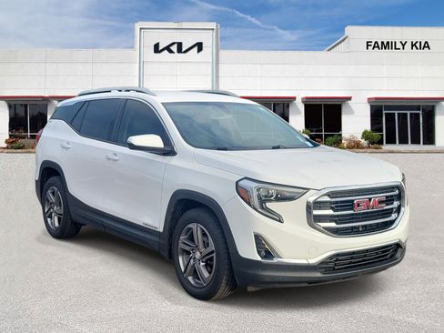 Used 2019 GMC Terrain SLT FWD image 1