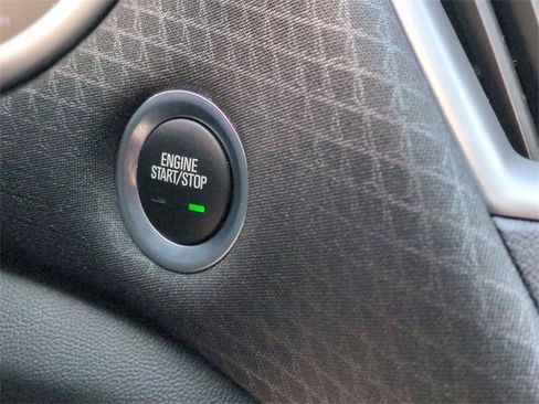 Used 2024 Chevrolet Malibu LT image 17