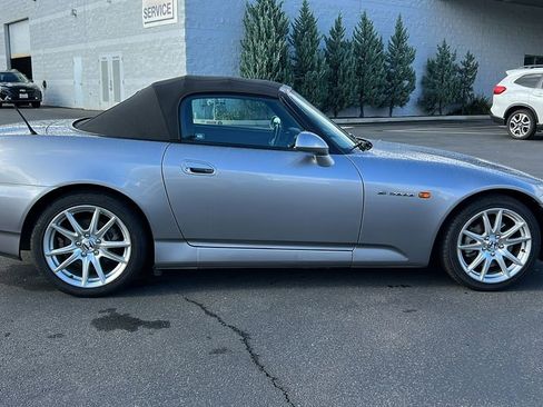 Used 2005 Honda S2000 image 3