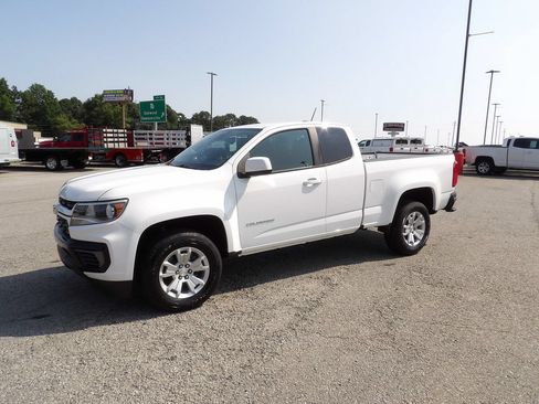 Used 2022 Chevrolet Colorado LT w/ Fleet Safety Package RWD image 3