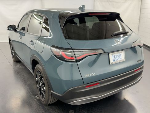Certified 2024 Honda HR-V Sport image 3