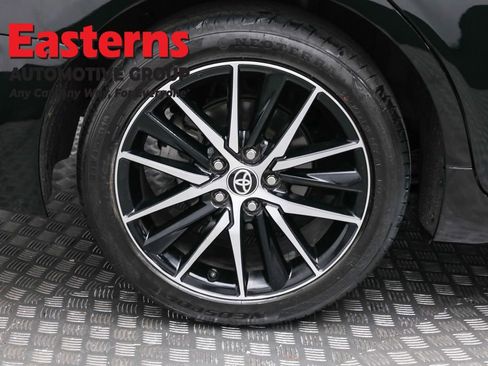 Used 2023 Toyota Camry SE image 30