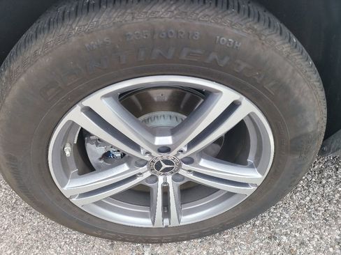 Used 2022 Mercedes-Benz GLC 300 image 10